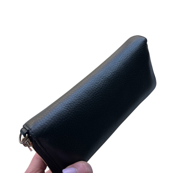 Michael Kors Jet Set Large Continental Pebble Leather Zip Wallet - Picture 10 of 12